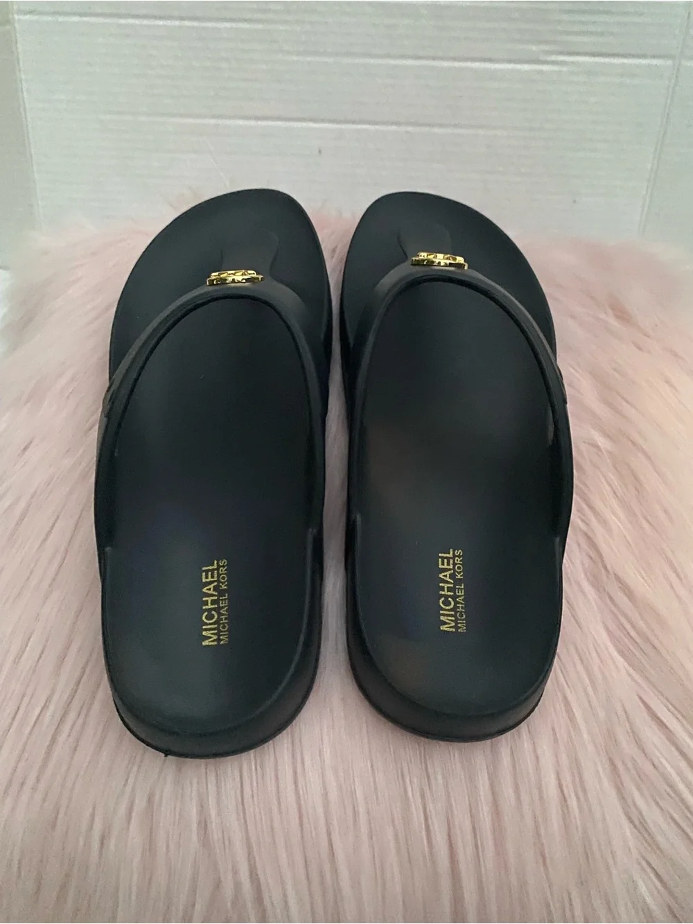 Michael Kors Lilie Jelly Sandals Black Thongs / Gold Size 11